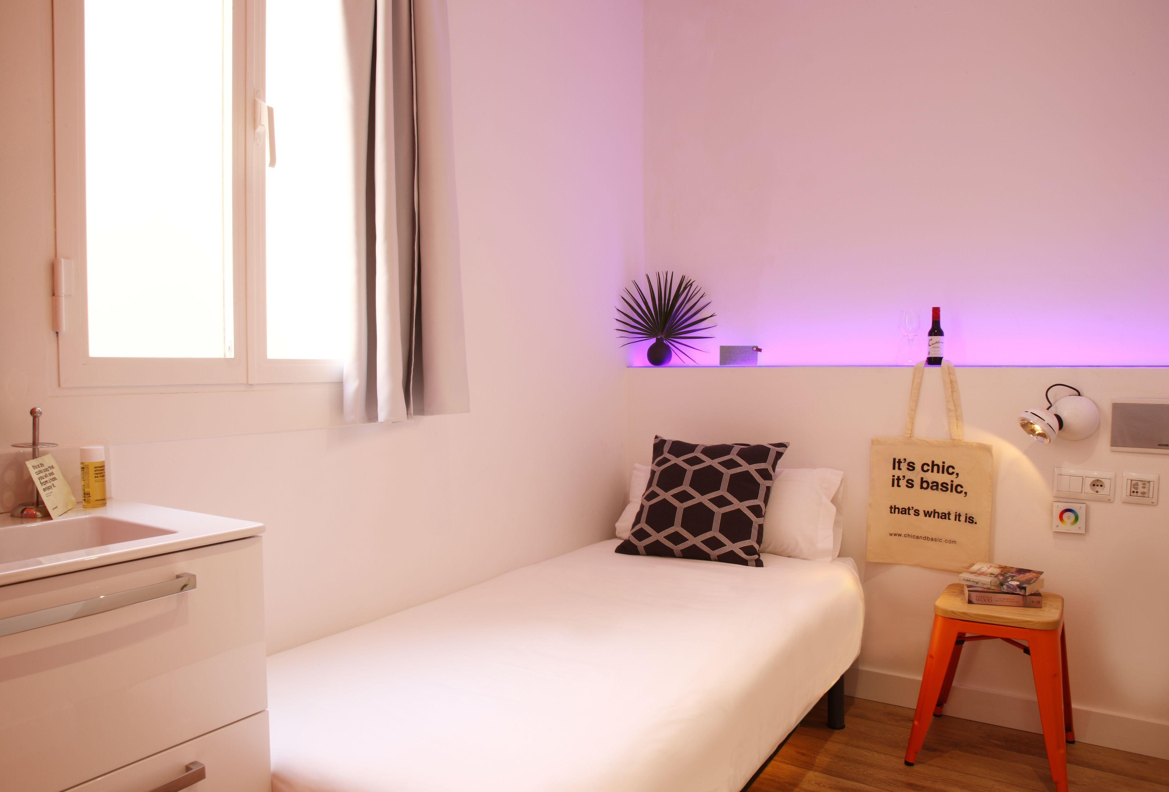 Chic & Basic Tallers Hostal — Fotoğraflar 1